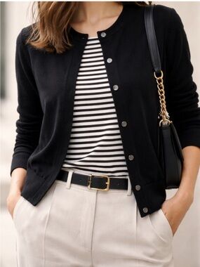 Banana Republic 100% Merino Wool Black Button-Up Crewneck Cardigan